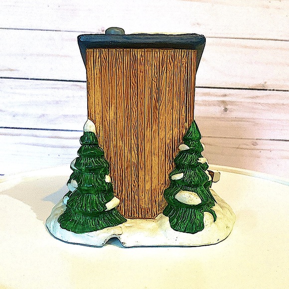 COCA COLA – Coopers Tree Farm – Town Square Collection - Picture 4 of 11